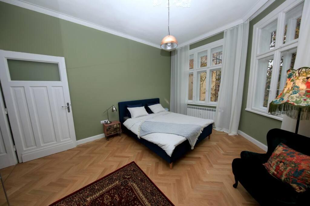 *Citadel* 2Br - City Center София Экстерьер фото