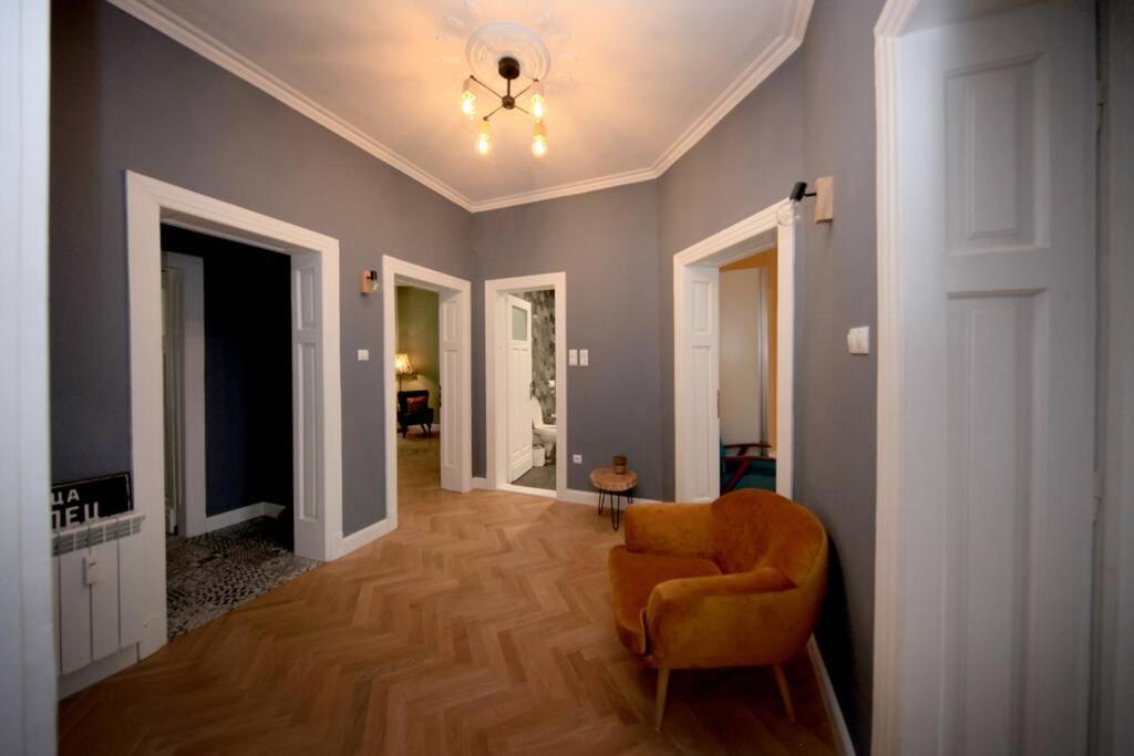 *Citadel* 2Br - City Center София Экстерьер фото