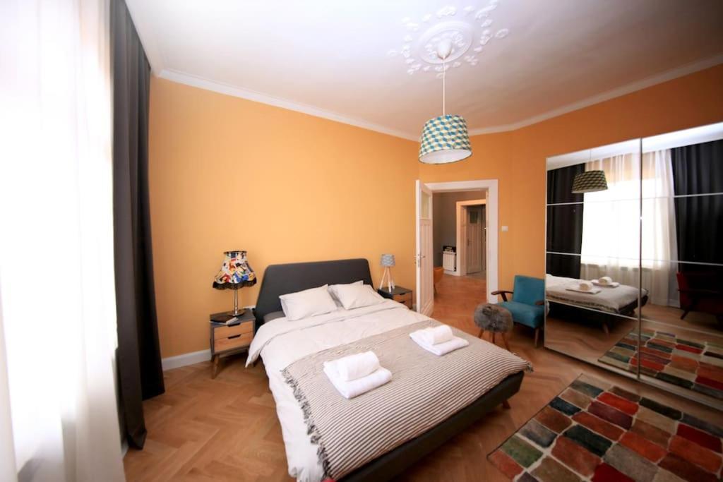 *Citadel* 2Br - City Center София Экстерьер фото